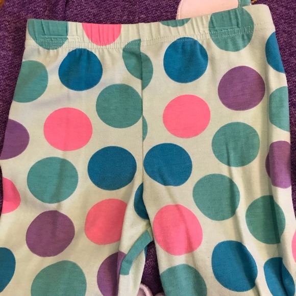 Ric Rac & Ruffles outfit - Picture 4 of 4